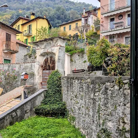 Casa Colore Intera Casa Nel Borgo Antico * Ossuccio