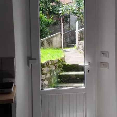Casa Colore Intera Casa Nel Borgo Antico Hébergement de vacances