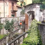 Casa Colore Intera Casa Nel Borgo Antico Holiday home